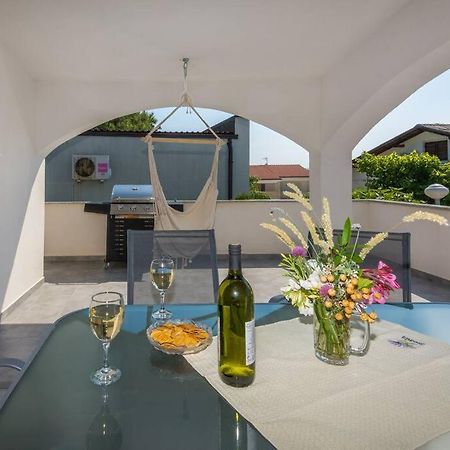 Family Patio Vir 아파트 외부 사진
